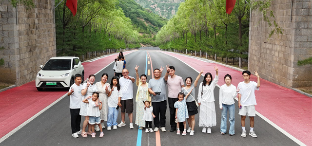 忻州團建之旅：古城、溶洞與雄關的奇妙之行